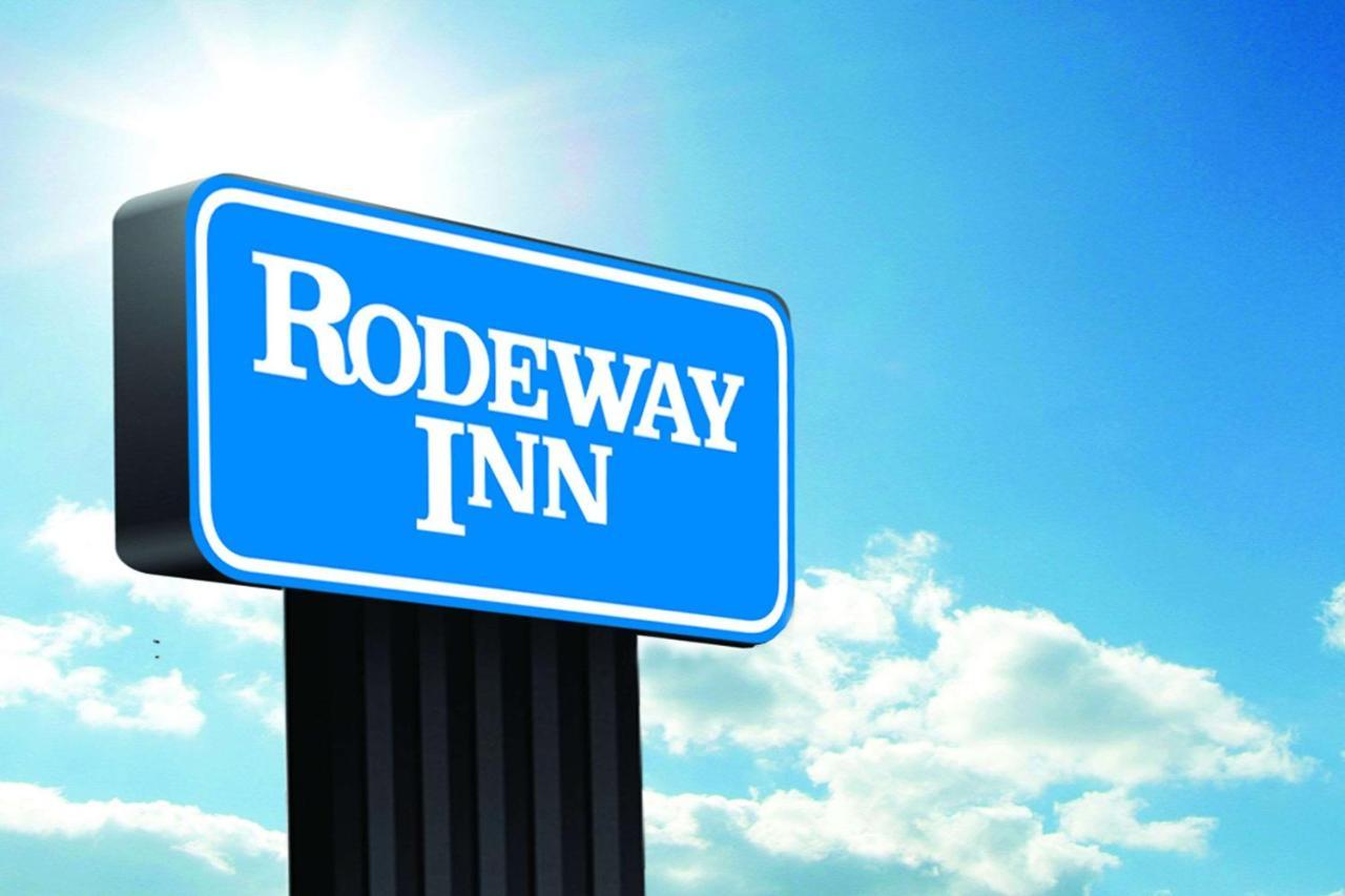 Rodeway Inn Augusta Bagian luar foto